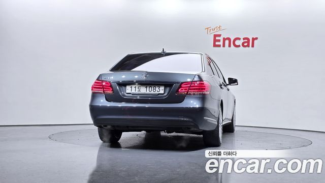 Mercedes-Benz E-Class E300 Elegance