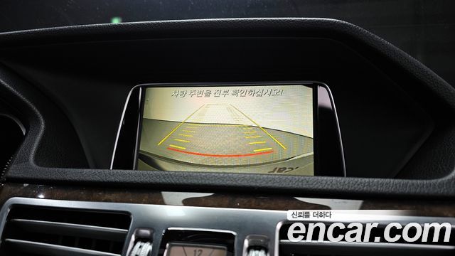 Mercedes-Benz E-Class E300 Elegance