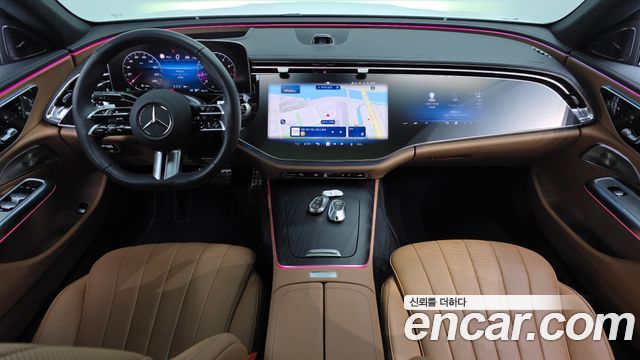 Mercedes-Benz E-Class E300 4MATIC AMG Line
