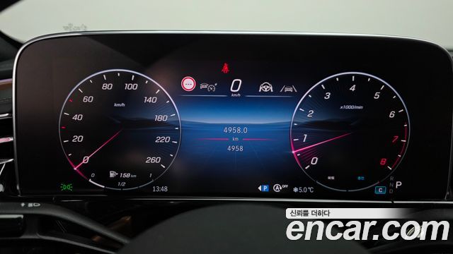 Mercedes-Benz E-Class E300 4MATIC AMG Line