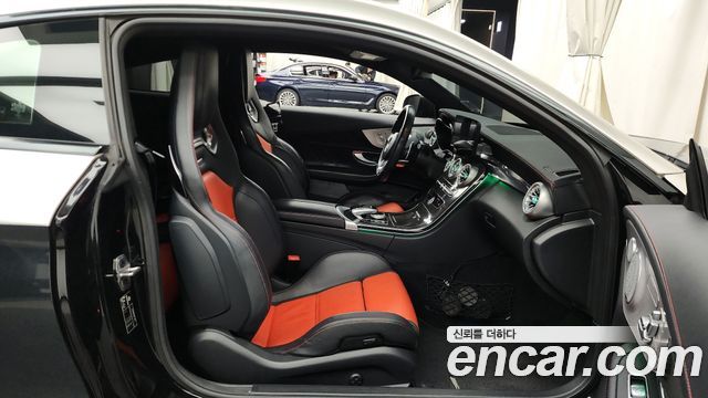 Mercedes-Benz C-Class C63 AMG Coupe