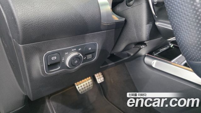 Mercedes-Benz GLB-Class AMG GLB35 4MATIC
