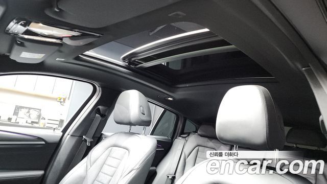 BMW X4 xDrive20i M Sports X Onlile Exclusive Edition