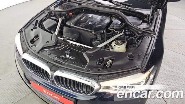 BMW 5-Series 520d M Sport Package Plus