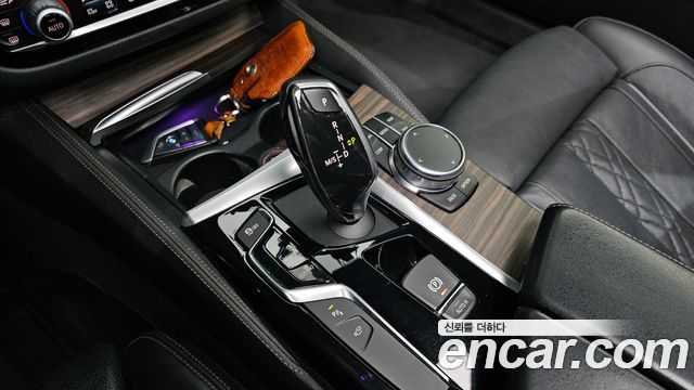BMW 5-Series 520d M Sport Package Plus