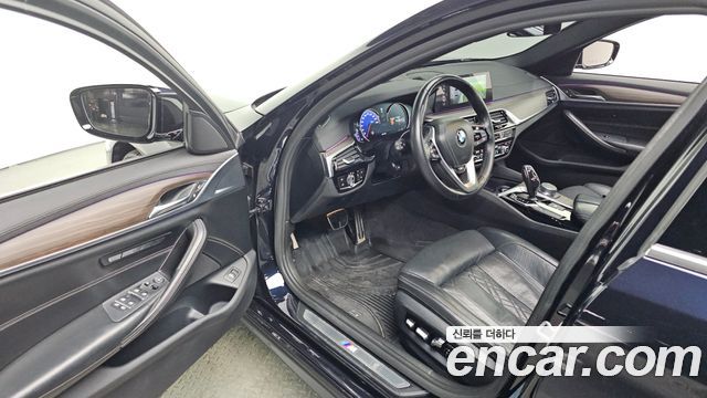 BMW 5-Series 520d M Sport Package Plus