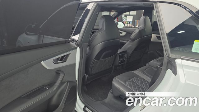 Audi Q8 55 TFSI Quattro Premium