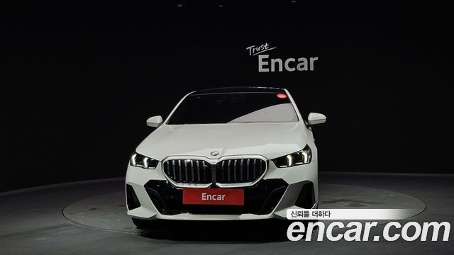 BMW 5-Series 530i xDrive M Sport