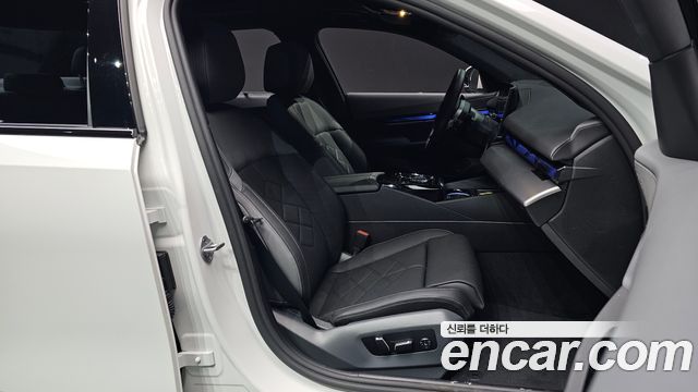 BMW 5-Series 530i xDrive M Sport