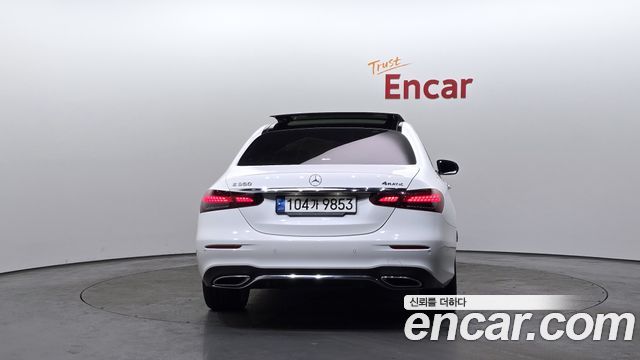 Mercedes-Benz E-Class E350 4MATIC AMG Line