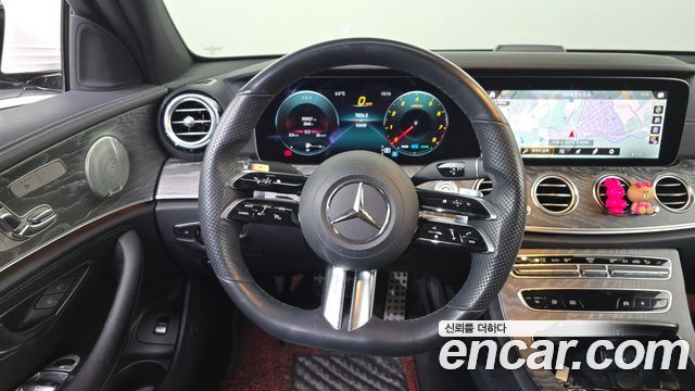 Mercedes-Benz E-Class E350 4MATIC AMG Line