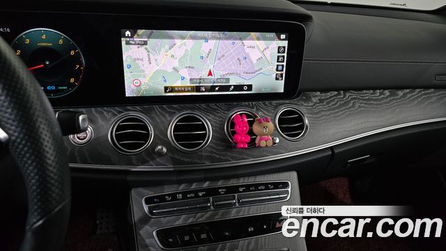 Mercedes-Benz E-Class E350 4MATIC AMG Line