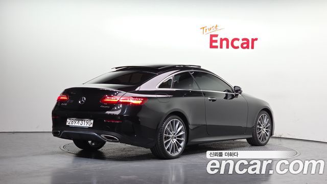 Mercedes-Benz E-Class E450 4MATIC Coupe