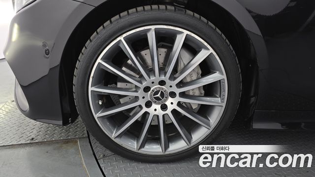 Mercedes-Benz E-Class E450 4MATIC Coupe