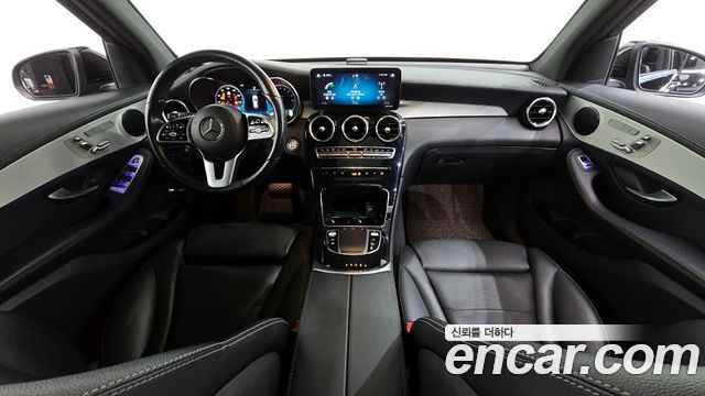Mercedes-Benz GLC-Class GLC300e 4MATIC
