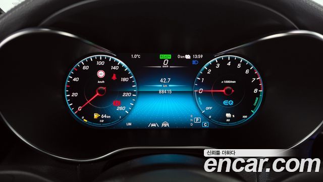 Mercedes-Benz GLC-Class GLC300e 4MATIC