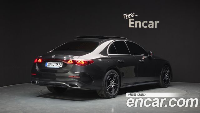 Mercedes-Benz E-Class E200 AMG Line