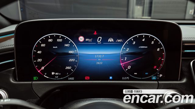 Mercedes-Benz E-Class E200 AMG Line