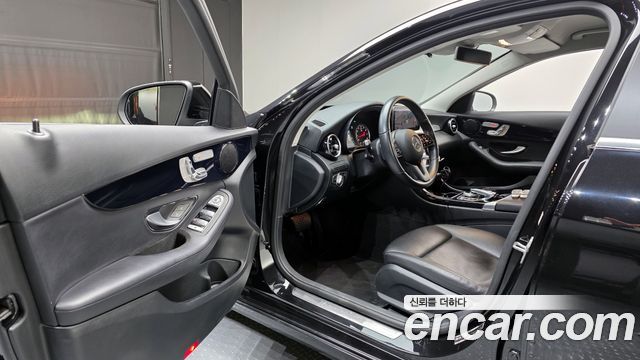 Mercedes-Benz C-Class C200