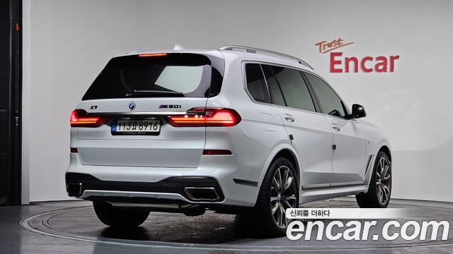 BMW X7 M50i 6STR