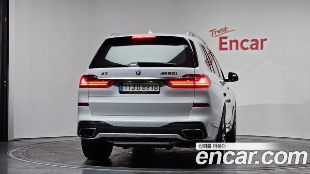 BMW X7 M50i 6STR