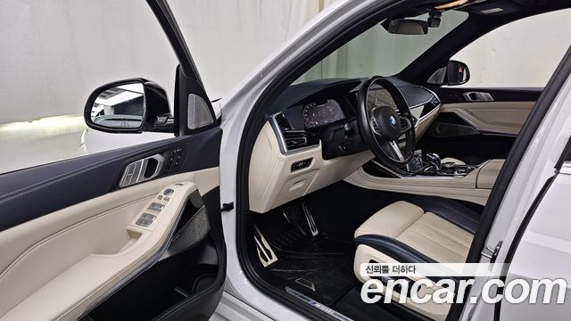 BMW X7 M50i 6STR