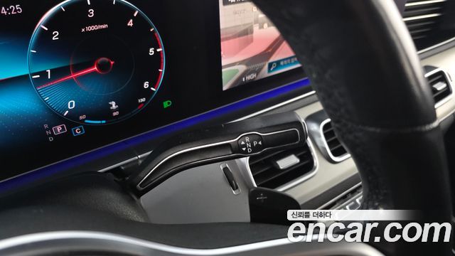 Mercedes-Benz GLE-Class GLE300d 4MATIC