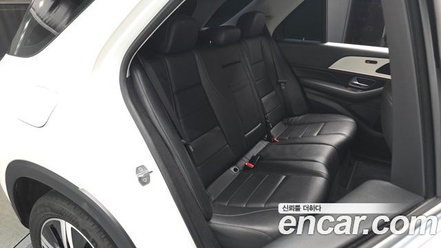 Mercedes-Benz GLE-Class GLE300d 4MATIC
