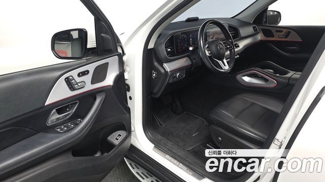 Mercedes-Benz GLE-Class GLE300d 4MATIC