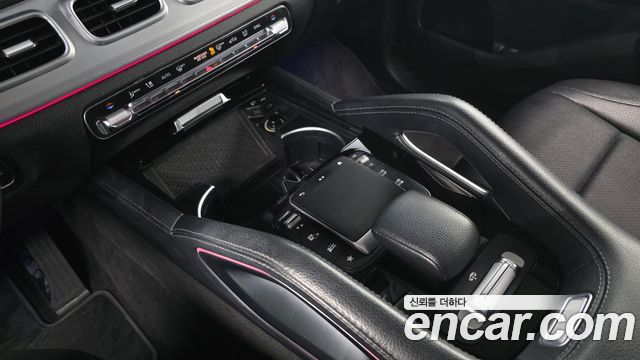 Mercedes-Benz GLE-Class GLE300d 4MATIC