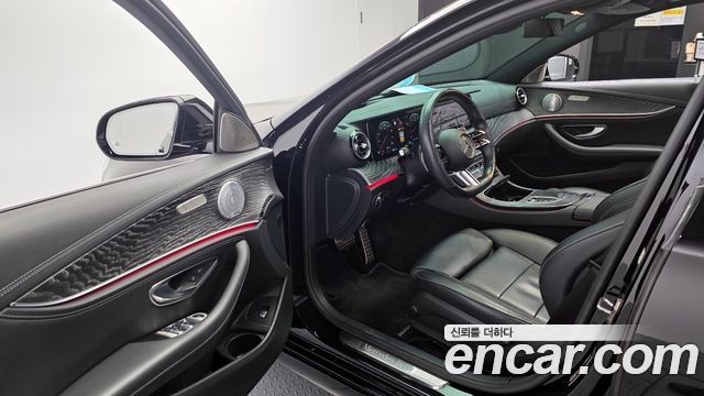 Mercedes-Benz E-Class E350 4MATIC AMG Line Edition