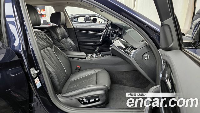 BMW 5-Series 530i xDrive Luxury Plus