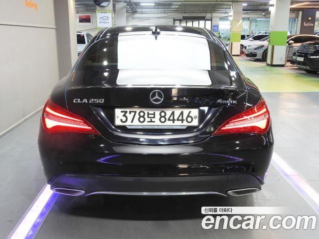 Mercedes-Benz CLA-Class CLA250 4MATIC