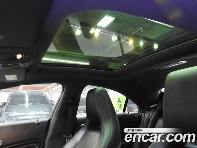 Mercedes-Benz CLA-Class CLA250 4MATIC