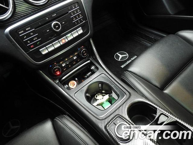 Mercedes-Benz CLA-Class CLA250 4MATIC