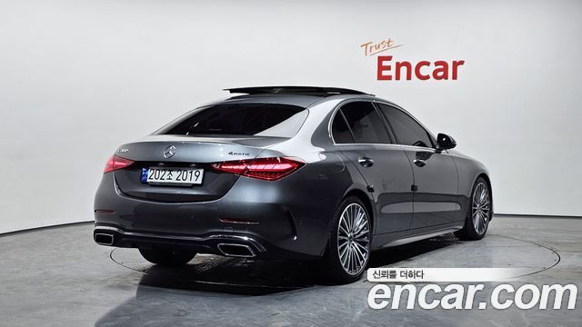 Mercedes-Benz C-Class C300 4MATIC AMG Line