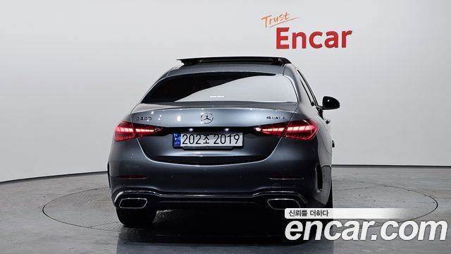 Mercedes-Benz C-Class C300 4MATIC AMG Line