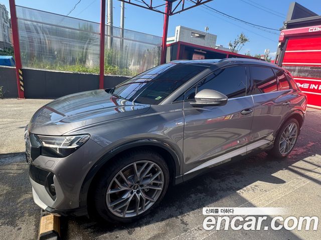 Audi Q4 e-tron 45 Premium