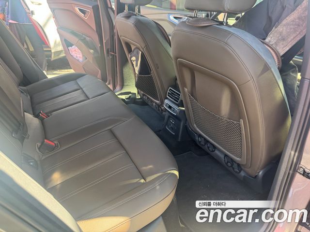 Audi Q4 e-tron 45 Premium
