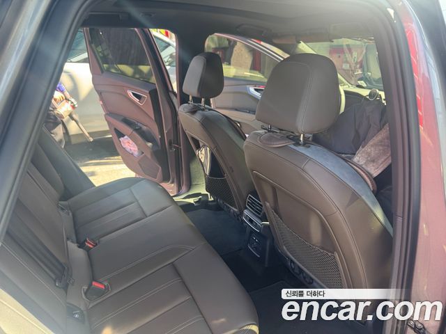 Audi Q4 e-tron 45 Premium