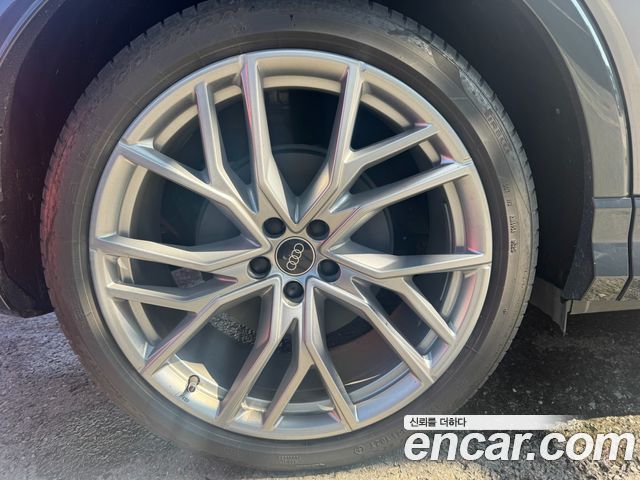 Audi Q4 e-tron 45 Premium