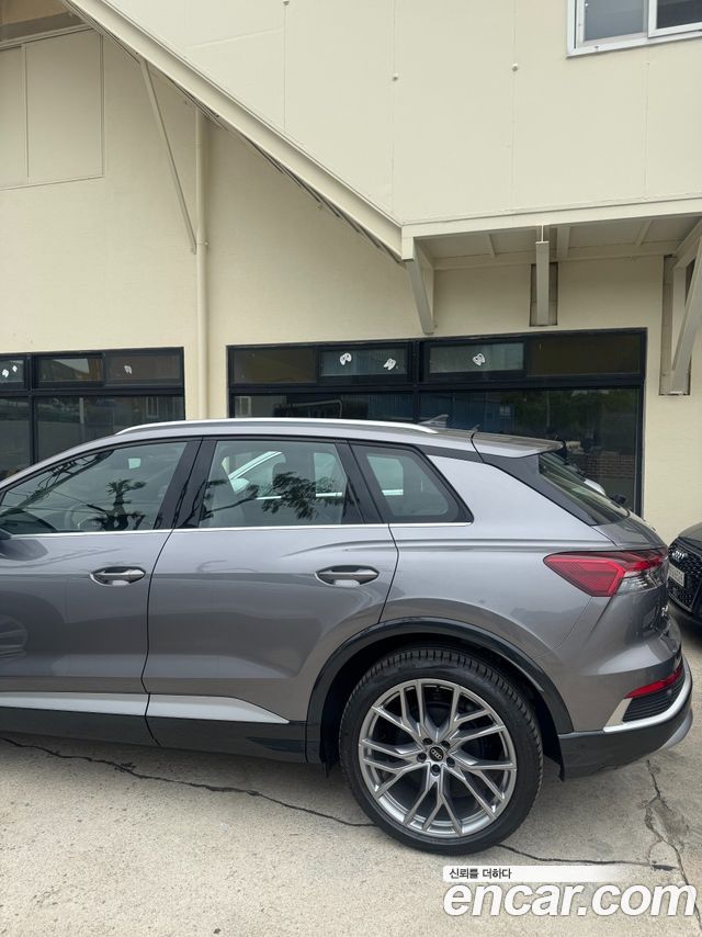 Audi Q4 e-tron 45 Premium