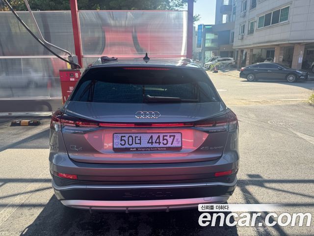 Audi Q4 e-tron 45 Premium