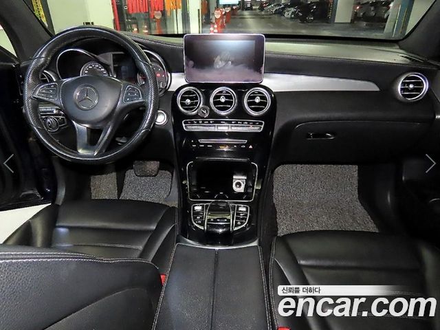 Mercedes-Benz GLC-Class GLC220 d 4MATIC Premium Coupe