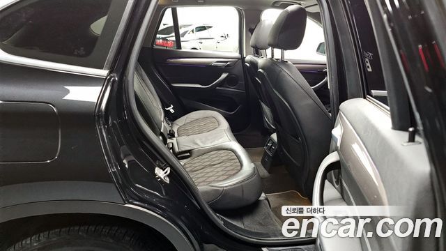 BMW X1 xDrive 20i xLine
