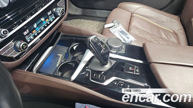 BMW 5-Series 530e M Sport