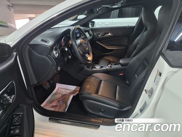 Mercedes-Benz CLA-Class CLA250 4MATIC