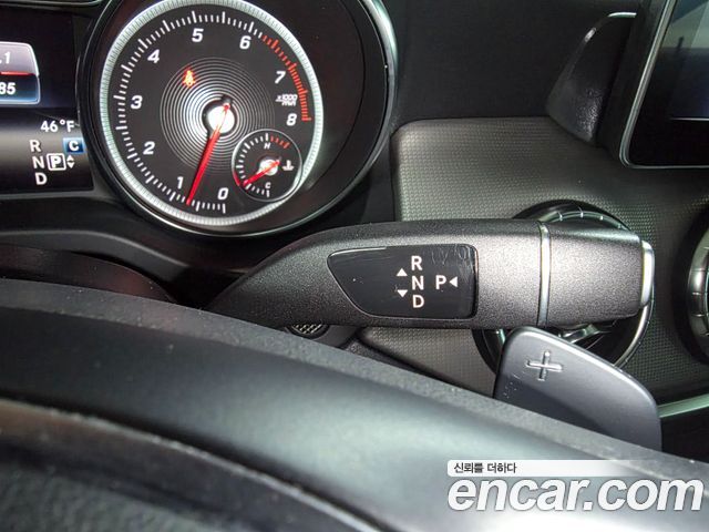 Mercedes-Benz CLA-Class CLA250 4MATIC