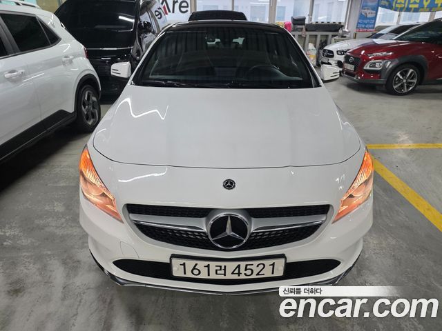 Mercedes-Benz CLA-Class CLA250 4MATIC