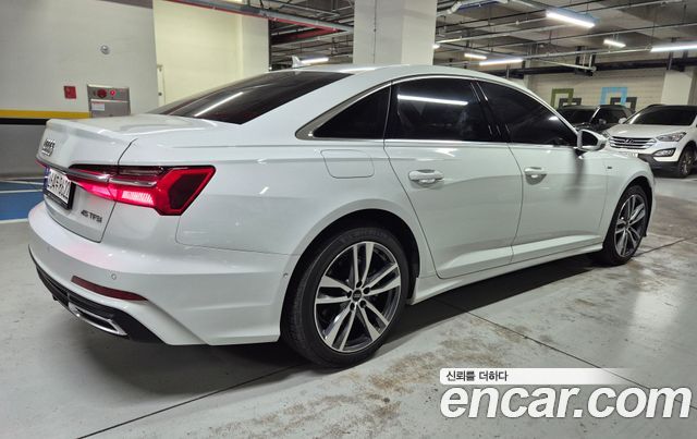 Audi A6 45 TFSI Premium